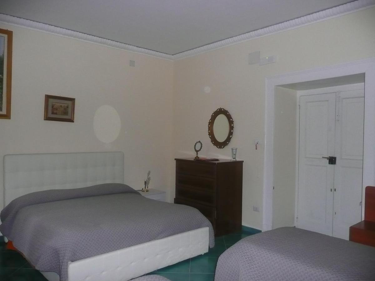I Papiri B&B Aparthotel Ерколано Екстер'єр фото